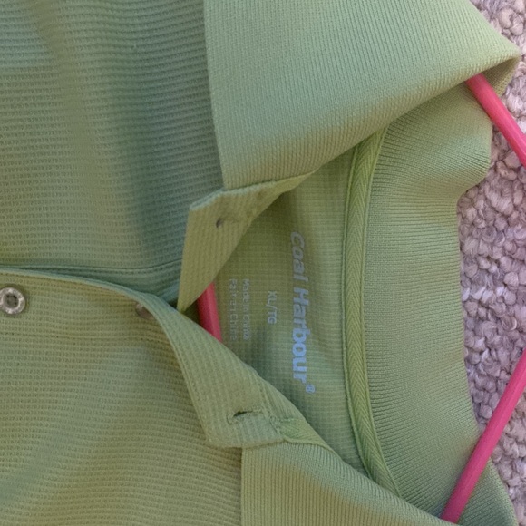 Green shirt - Picture 2 of 2